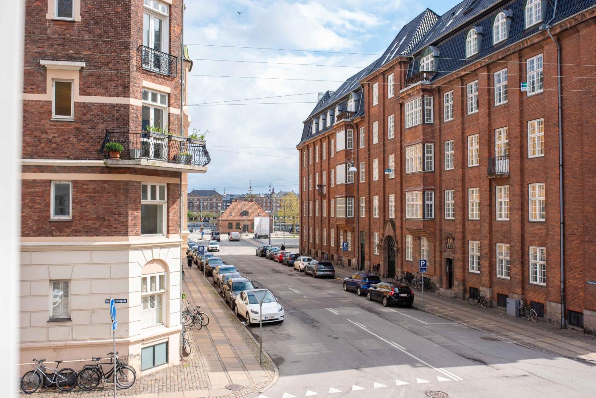 Large Apartment In Central Copenhagen By Tivoli Gardens ภายนอก รูปภาพ